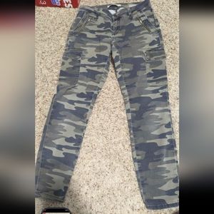 Mavi skinny cargo mid rise size 27